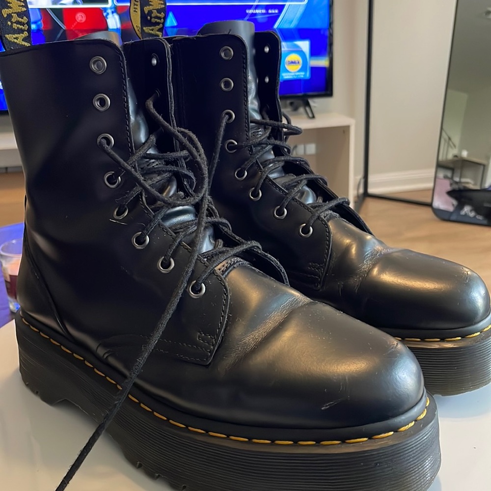 Dr martins size 11